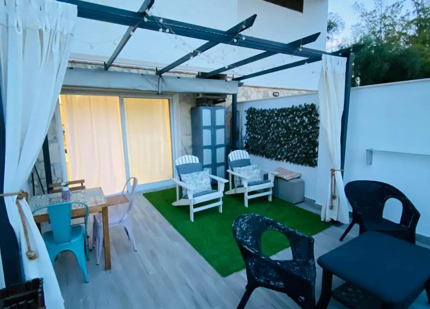 شقة Apartament Yucas Sun&Beach فوينخيرولا